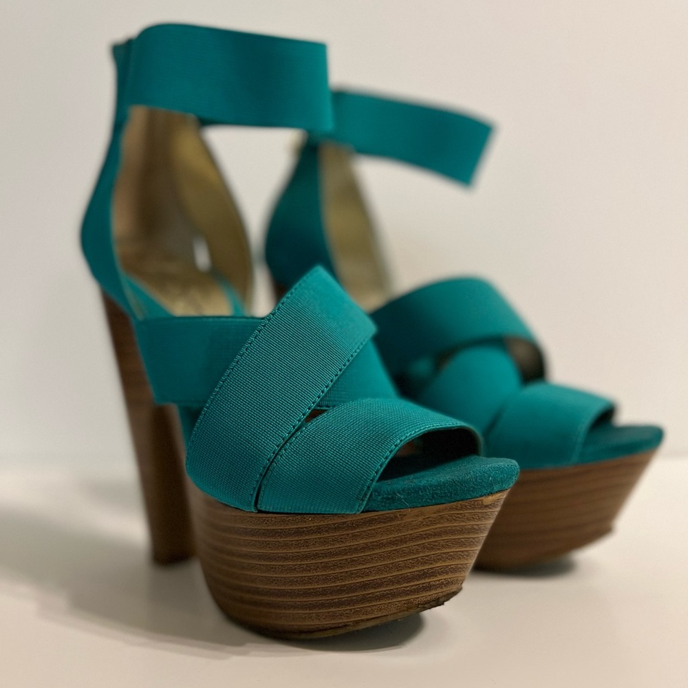 Jessica Simpson Tookie Platform Heel